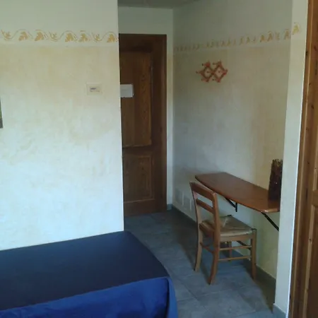 Ai Canipai Hotel *