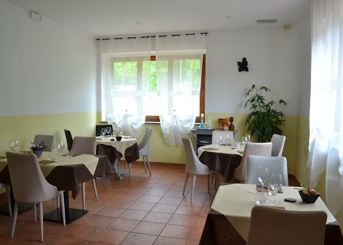 Hotel Ai Canipai Naggio (Tuscany)